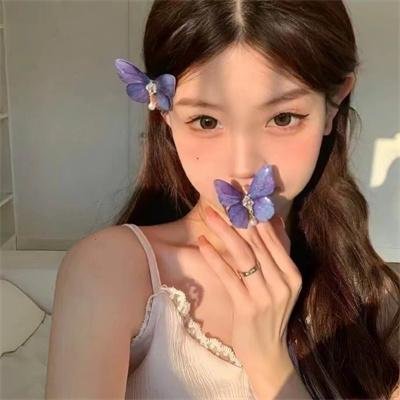 不装了,我比英雄还强